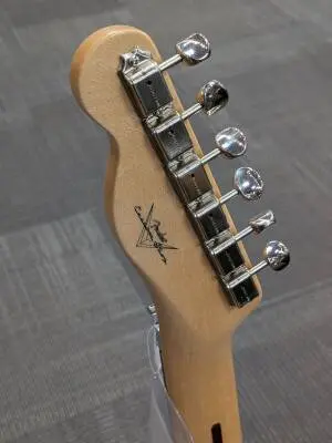 FENDER CUSTOM SHOP TELECASTER 2